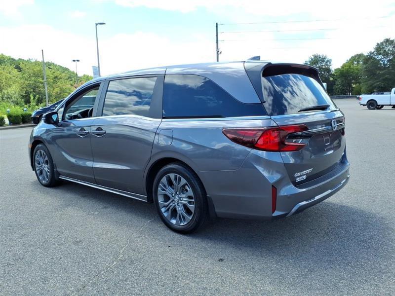 Honda Odyssey Touring 2026