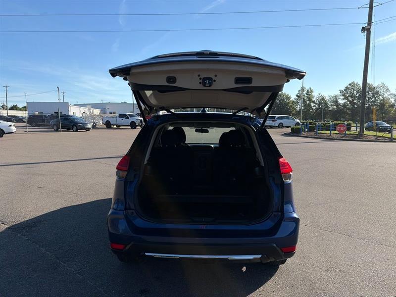 Nissan Rogue SV 2WD 2017
