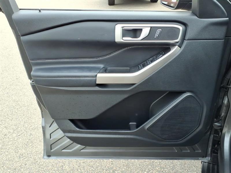 Ford Explorer XLT AWD 2023