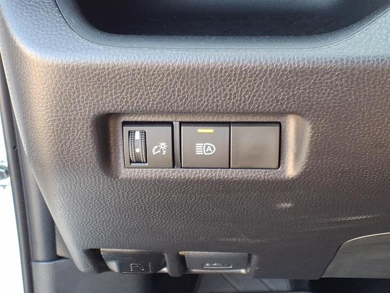 Toyota RAV4 LE 2025