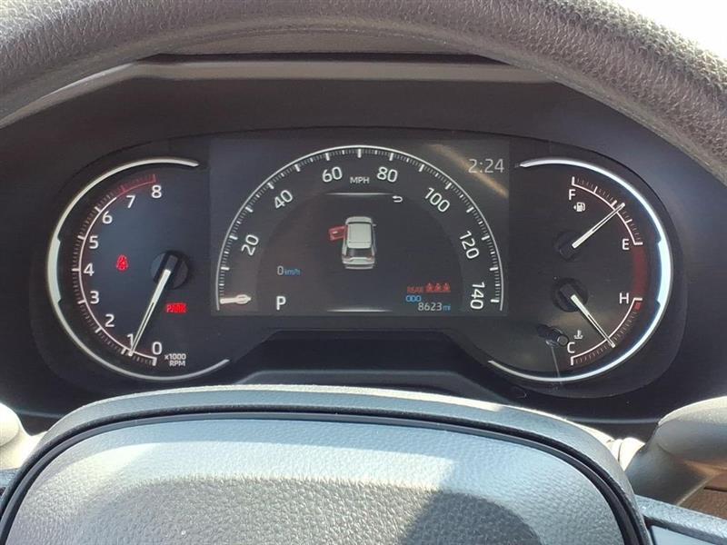 Toyota RAV4 LE 2025