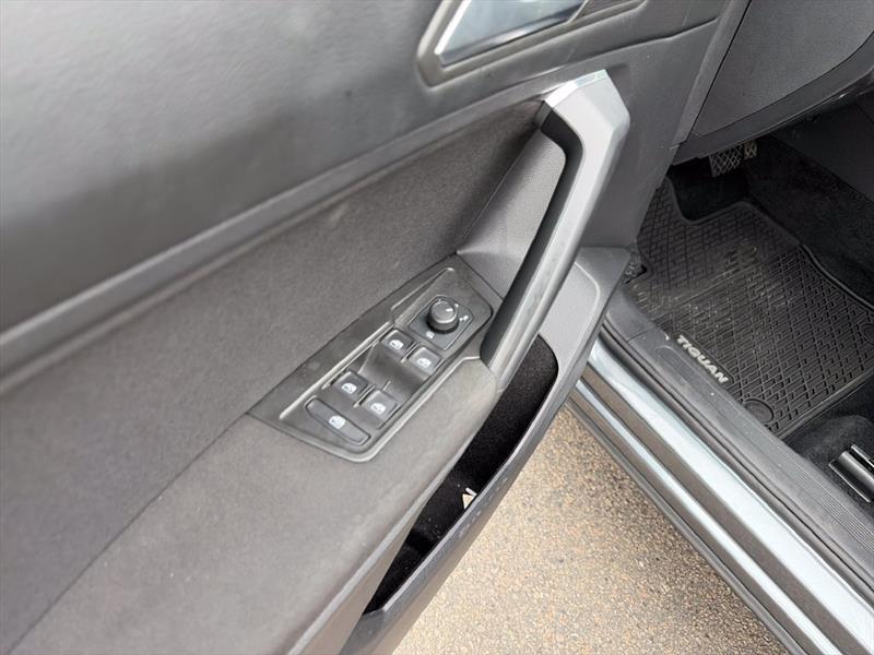 Volkswagen Tiguan S 4Motion 2021