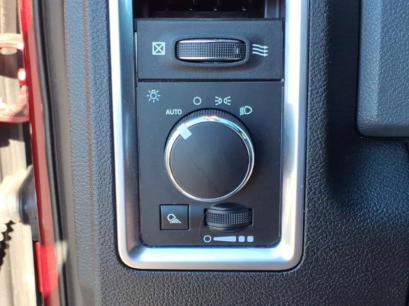 RAM 1500 Classic Tradesman Crew Cab LWB 4WD 2020