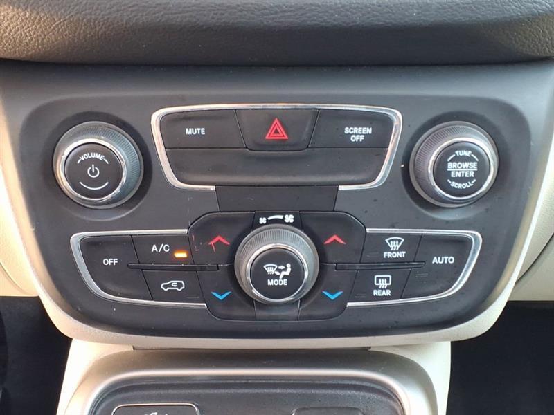 Jeep Compass Latitude FWD 2019