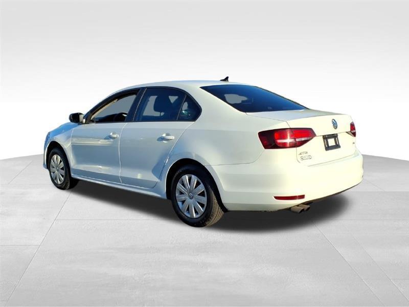 Volkswagen Jetta 1.4T S 6A 2016