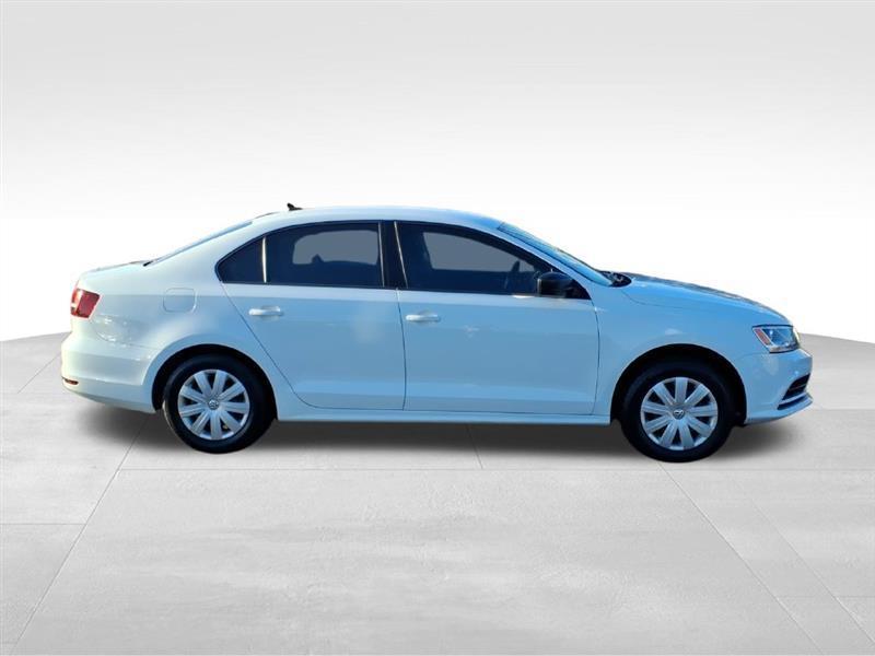 Volkswagen Jetta 1.4T S 6A 2016