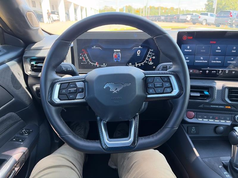 Ford Mustang EcoBoost Coupe 2024