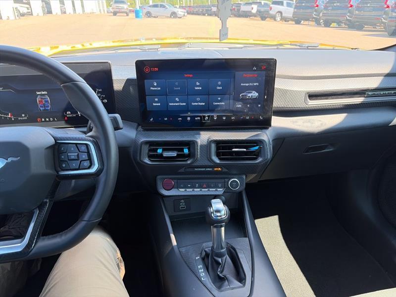 Ford Mustang EcoBoost Coupe 2024