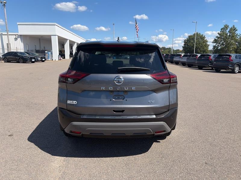Nissan Rogue SV 2021