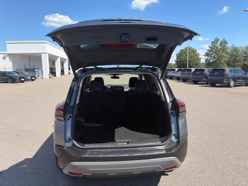 Nissan Rogue SV 2021