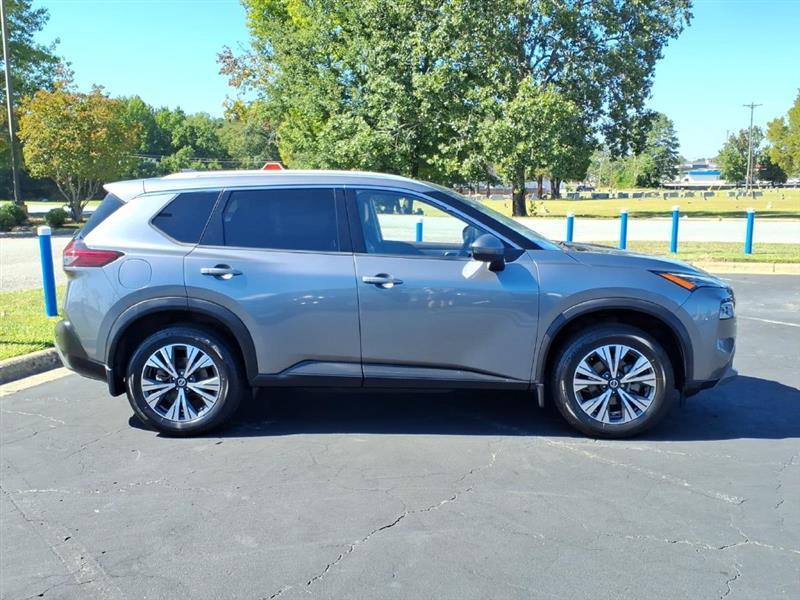 Nissan Rogue SV 2021