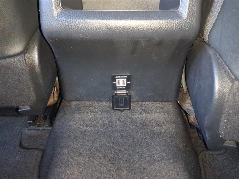 Toyota Camry SE 2021