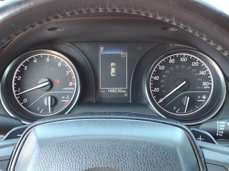 Toyota Camry SE 2021