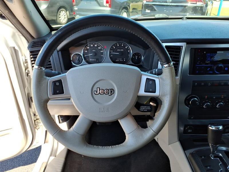 Jeep Grand Cherokee Limited 4WD 2010
