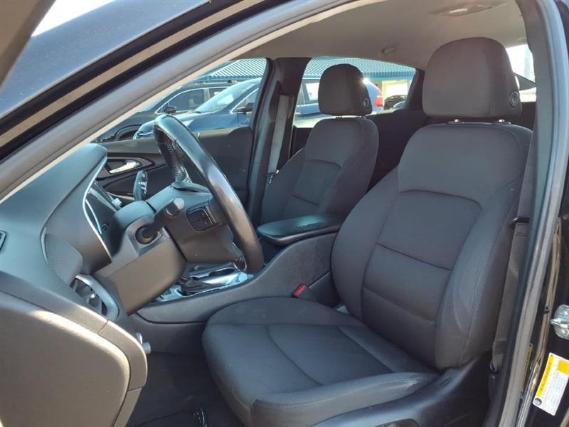 Used 2019 Chevrolet Malibu 1RS with VIN 1G1ZG5ST5KF190619 for sale in Sanford, NC