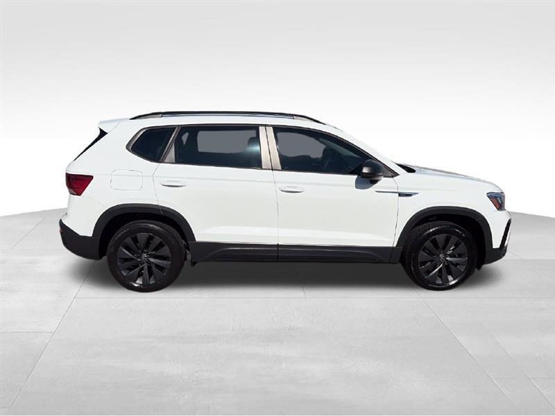 Volkswagen Taos S 2022