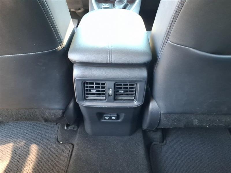 Toyota RAV4 Hybrid XLE AWD 2021