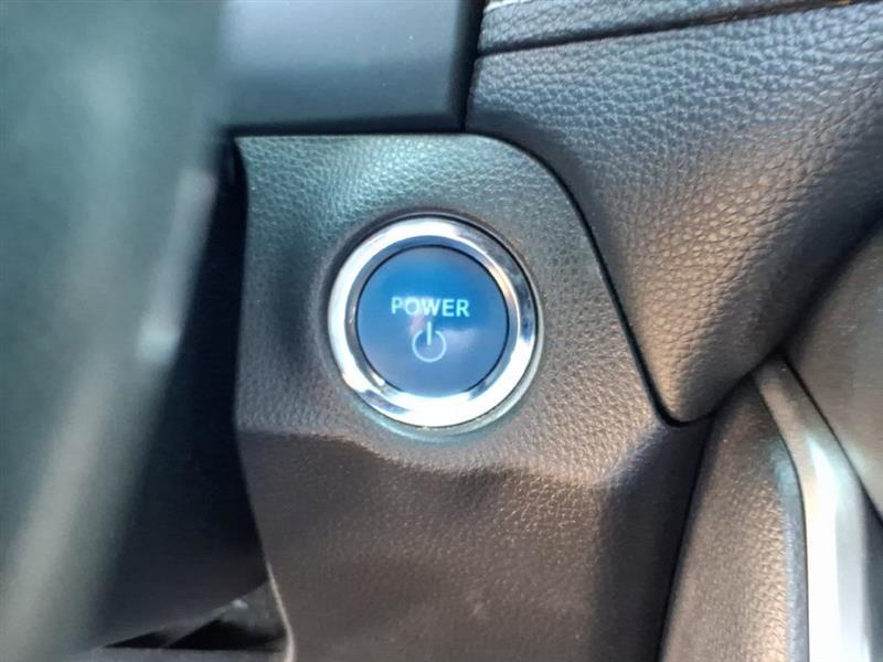 Toyota RAV4 Hybrid XLE AWD 2021