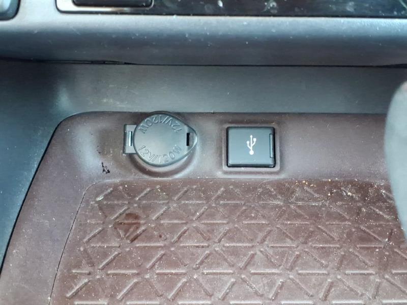 Toyota RAV4 Hybrid XLE AWD 2021