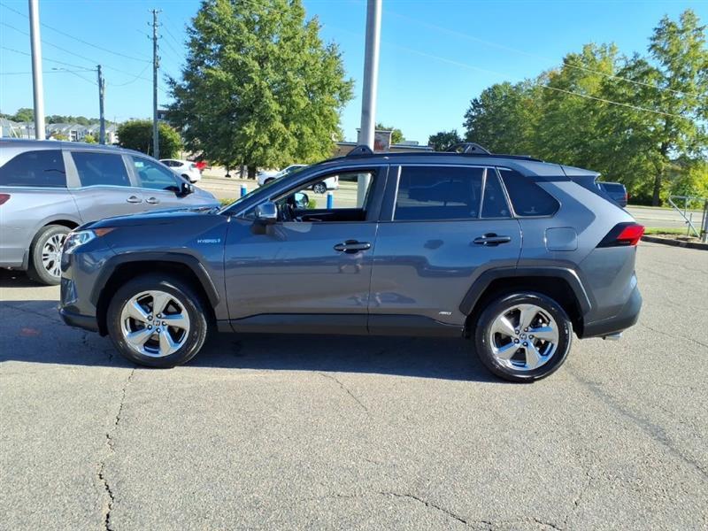 Toyota RAV4 Hybrid XLE AWD 2021