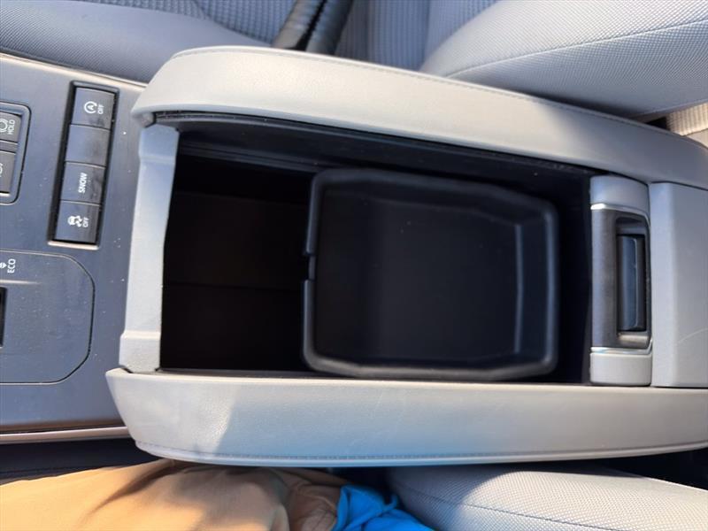 Toyota Highlander LE FWD V6 2022