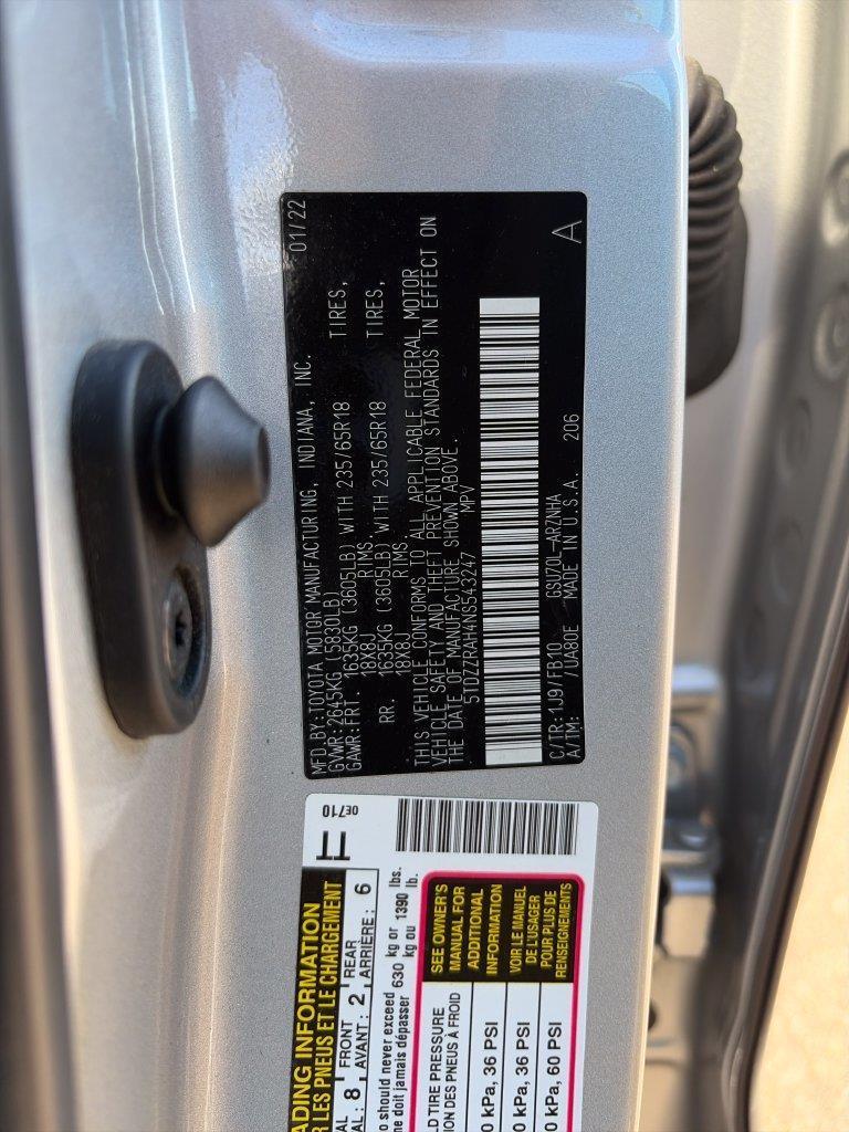 Toyota Highlander LE FWD V6 2022