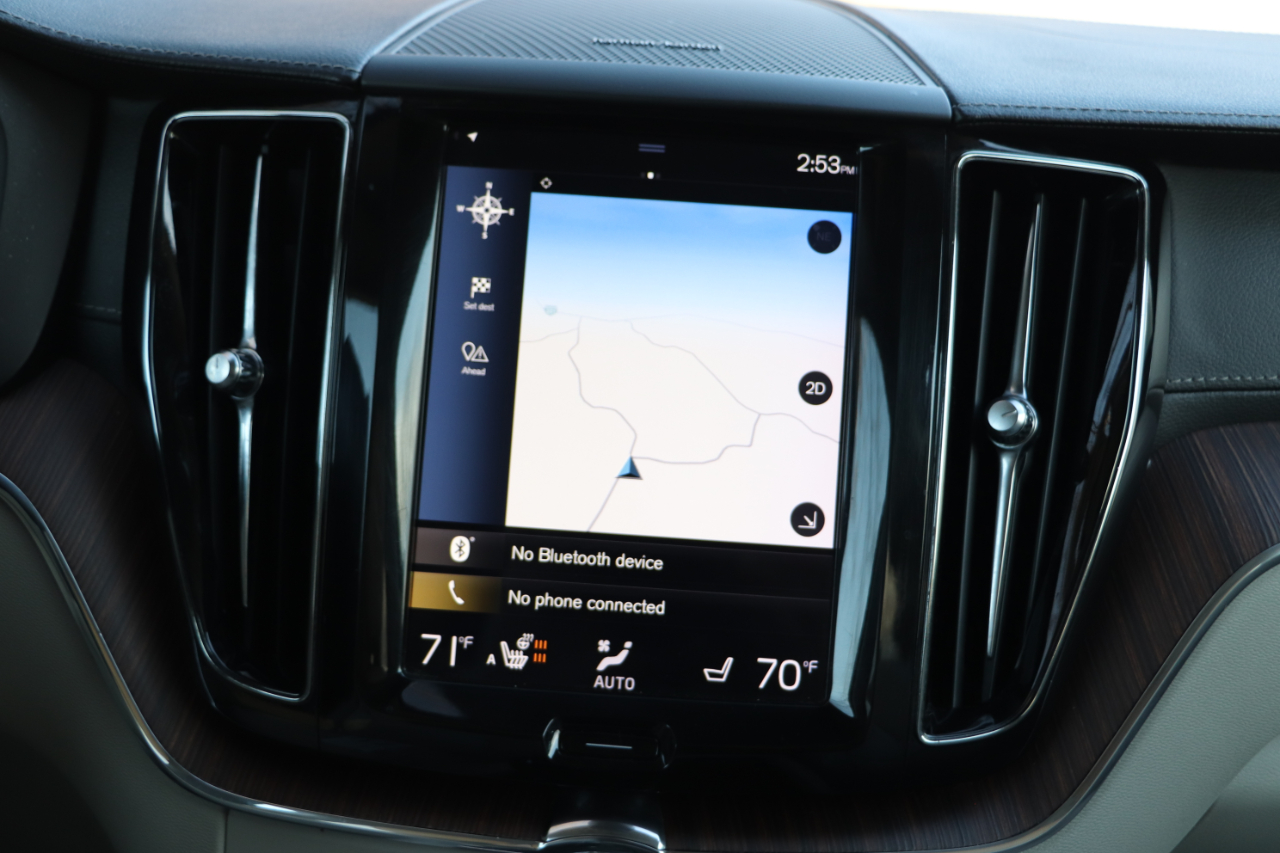 2019 Volvo XC60 T6 Inscription photo 16