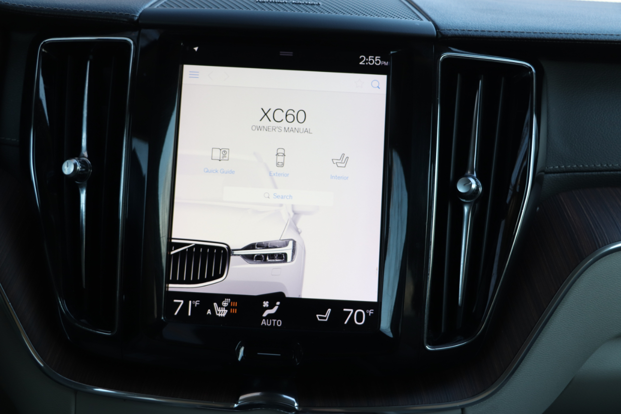 2019 Volvo XC60 T6 Inscription photo 24
