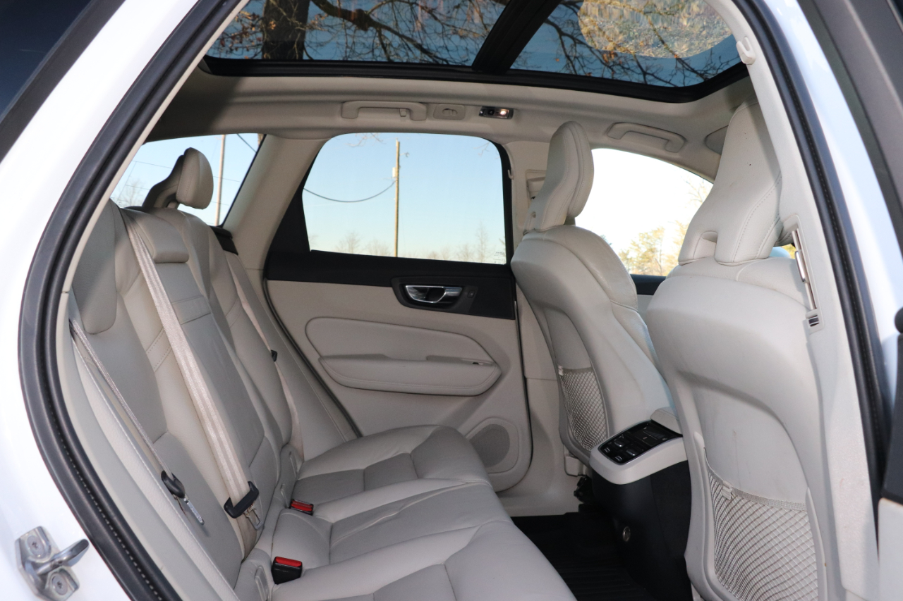 2019 Volvo XC60 T6 Inscription photo 29