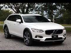 2023 Volvo V90 Cross Country 