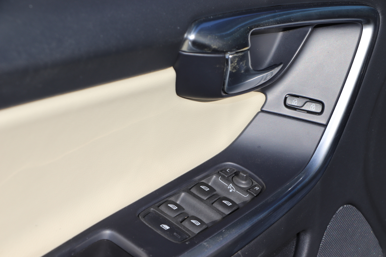 Volvo XC60 T6 Drive-E Platinum AWD 2016