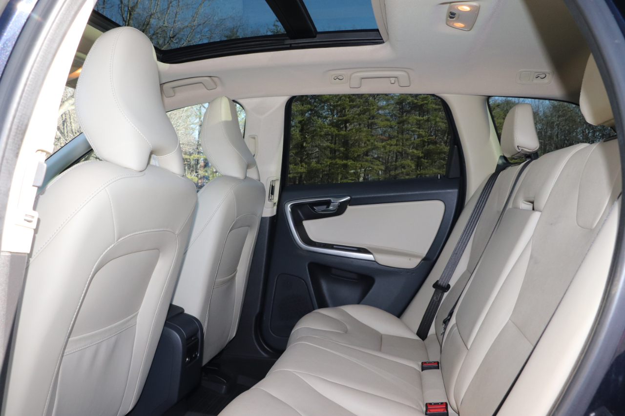 Volvo XC60 T6 Drive-E Platinum AWD 2016