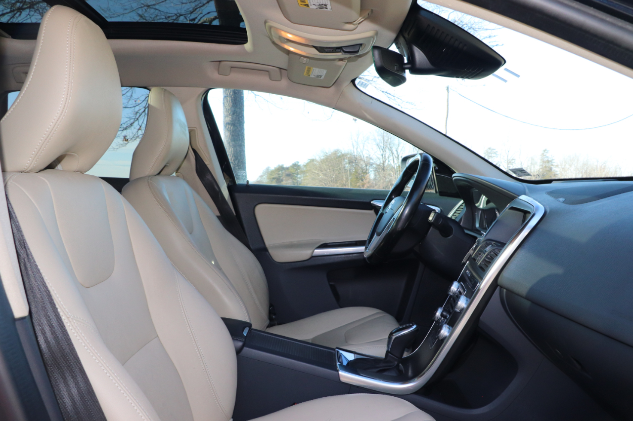 Volvo XC60 T6 Drive-E Platinum AWD 2016