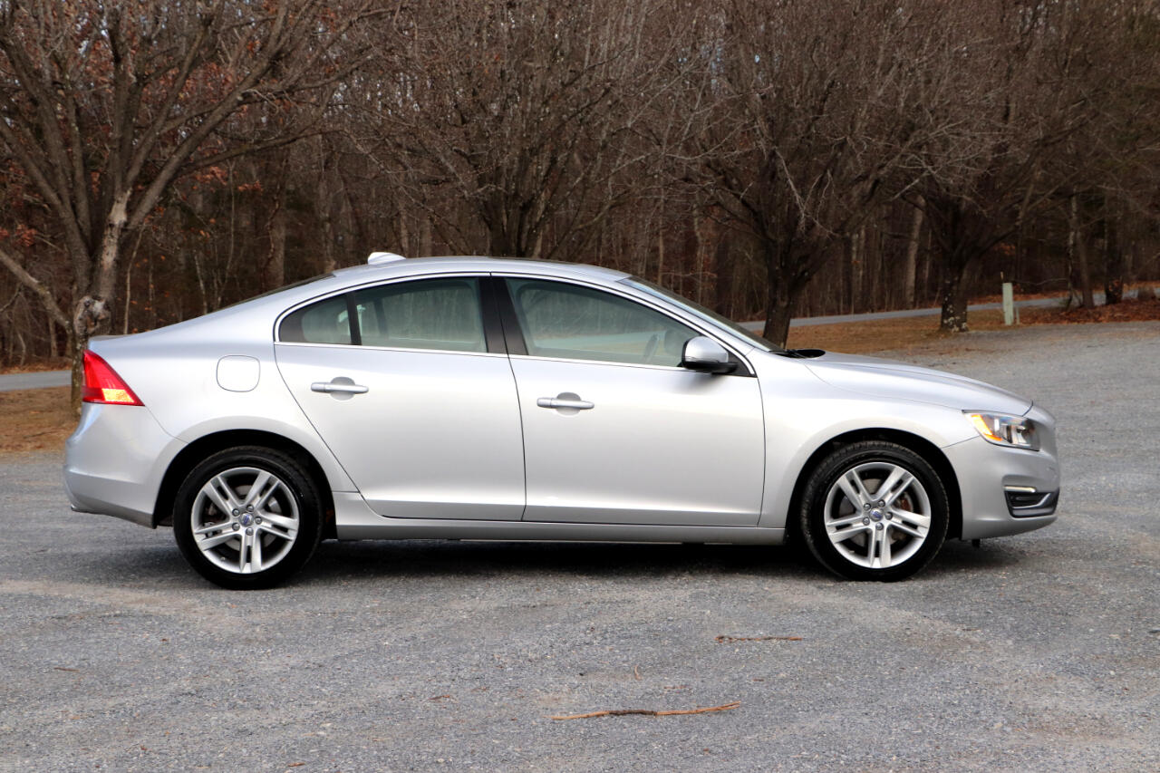 Volvo S60 T5 Premier 4D Sedan AWD 2015