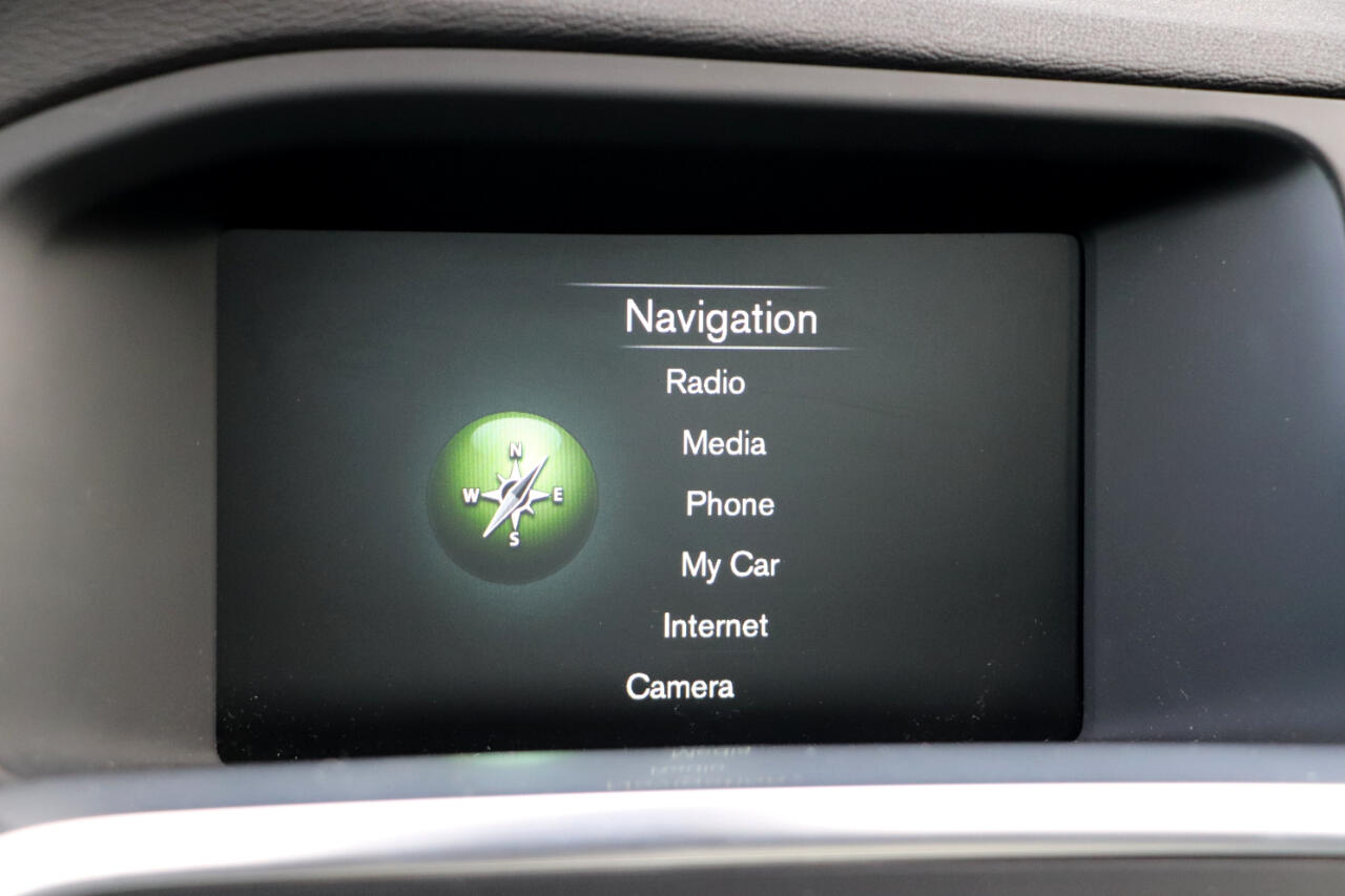 Volvo S60 T5 Premier 4D Sedan AWD 2015