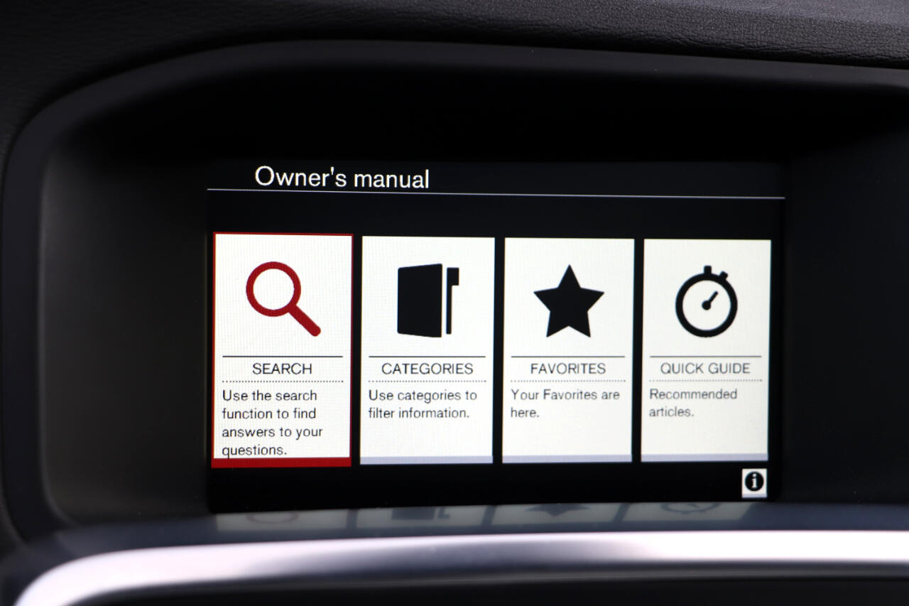 Volvo S60 T5 Premier 4D Sedan AWD 2015