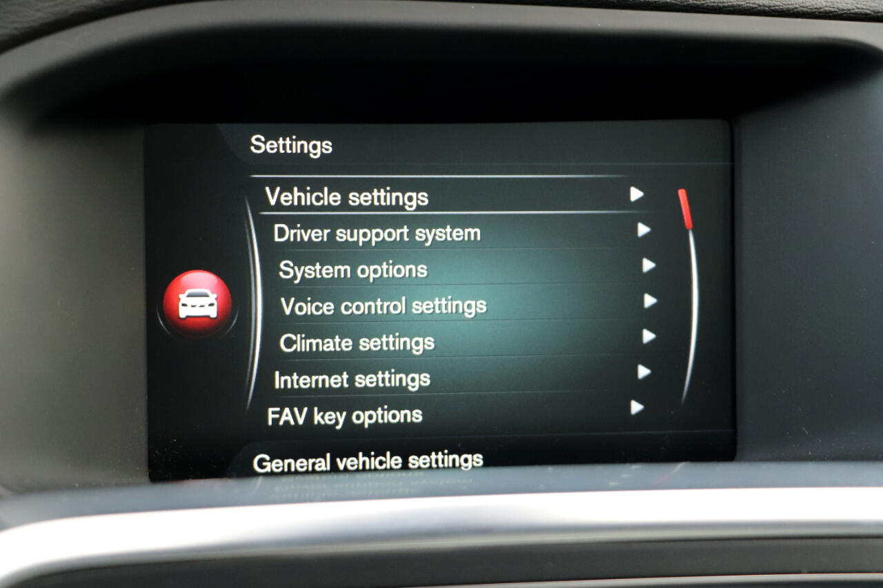 Volvo S60 T5 Premier 4D Sedan AWD 2015