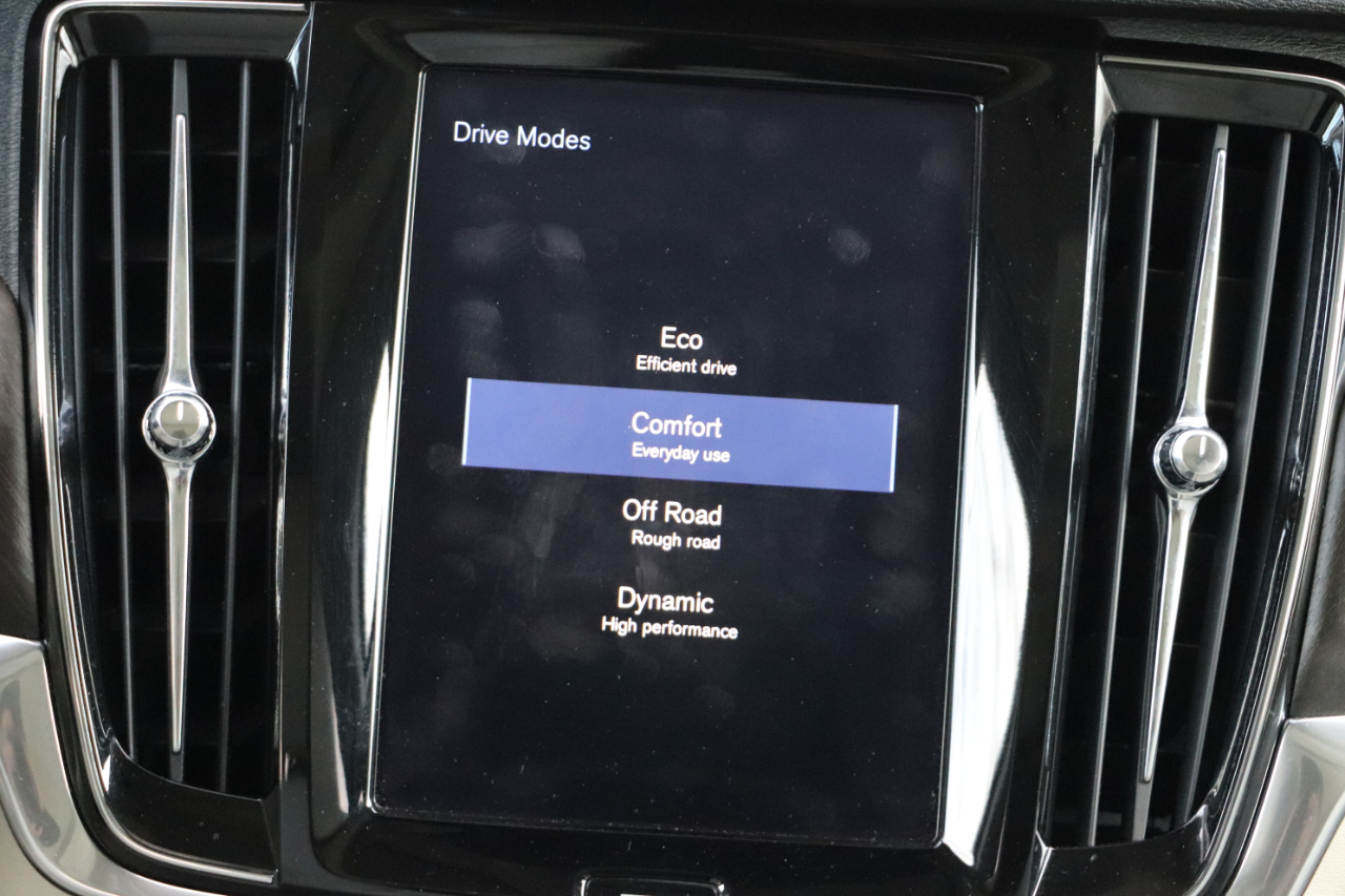 Volvo V90 Cross Country T6 AWD 2017