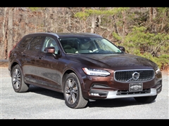 2017 Volvo V90 Cross Country 
