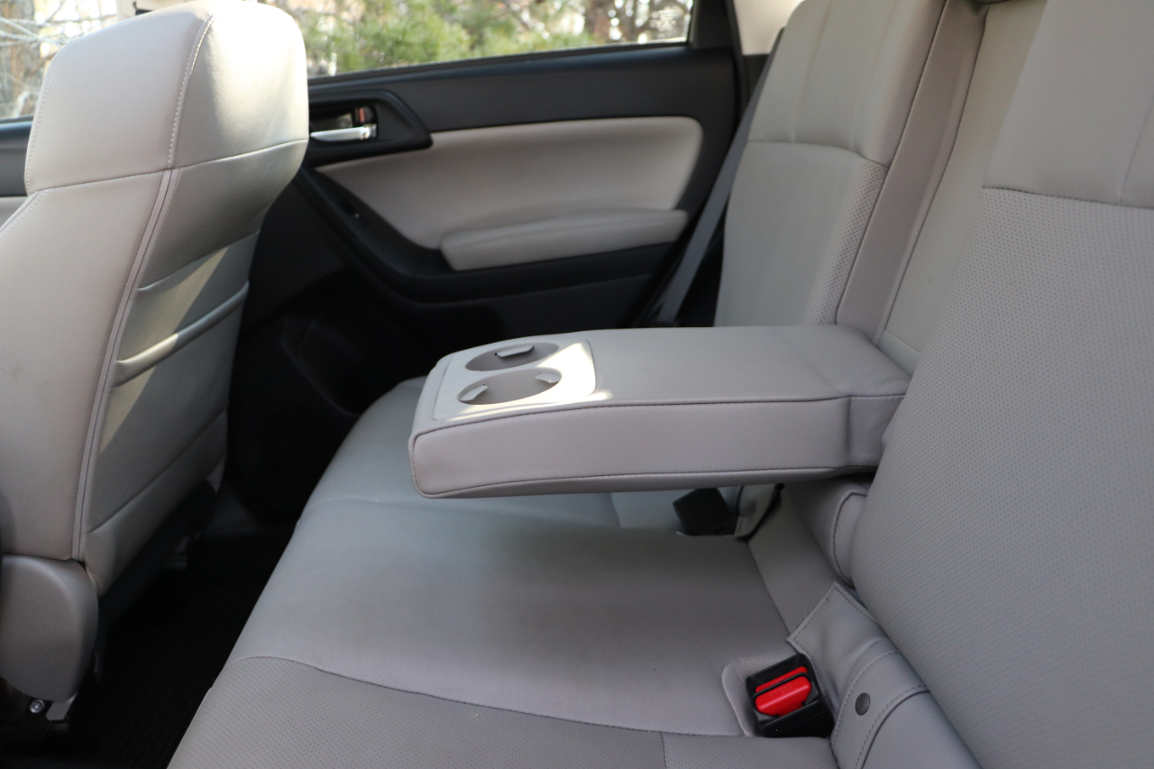 Subaru Forester 2.5i Limited 2016