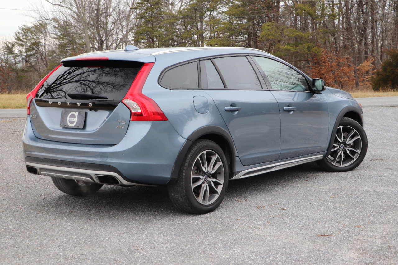 Volvo V60 Cross Country T5 AWD 2017