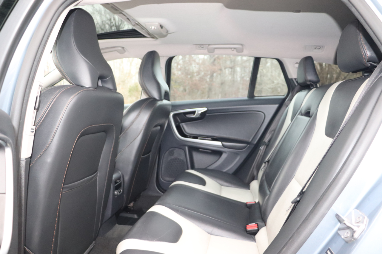 Volvo V60 Cross Country T5 AWD 2017