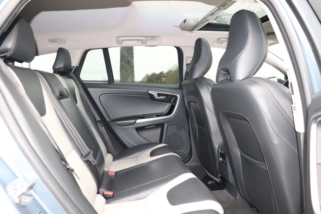 Volvo V60 Cross Country T5 AWD 2017