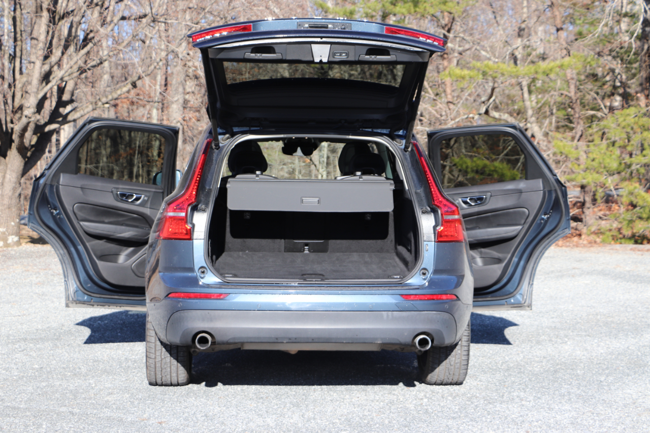 Volvo XC60 T6 Momentum AWD 2018