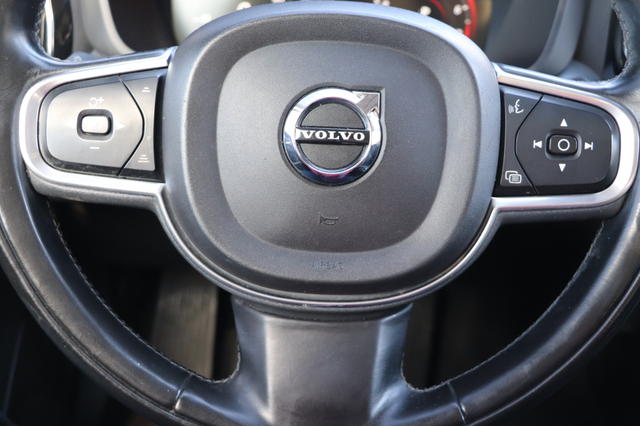 Volvo XC60 T6 Momentum AWD 2018