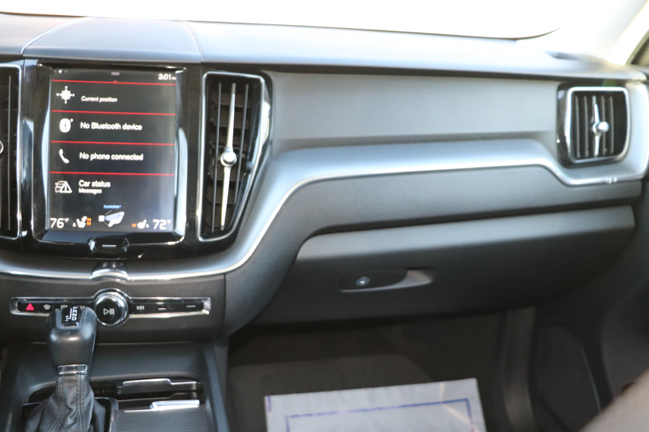 Volvo XC60 T6 Momentum AWD 2018