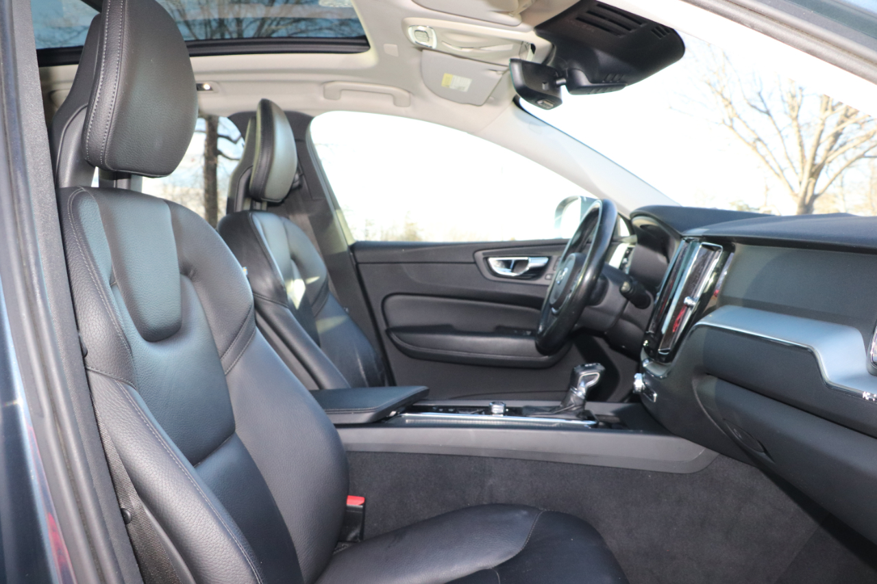 Volvo XC60 T6 Momentum AWD 2018