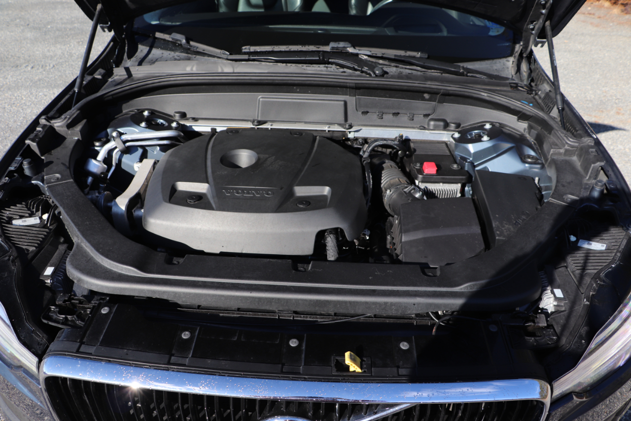 Volvo XC60 T6 Momentum AWD 2018