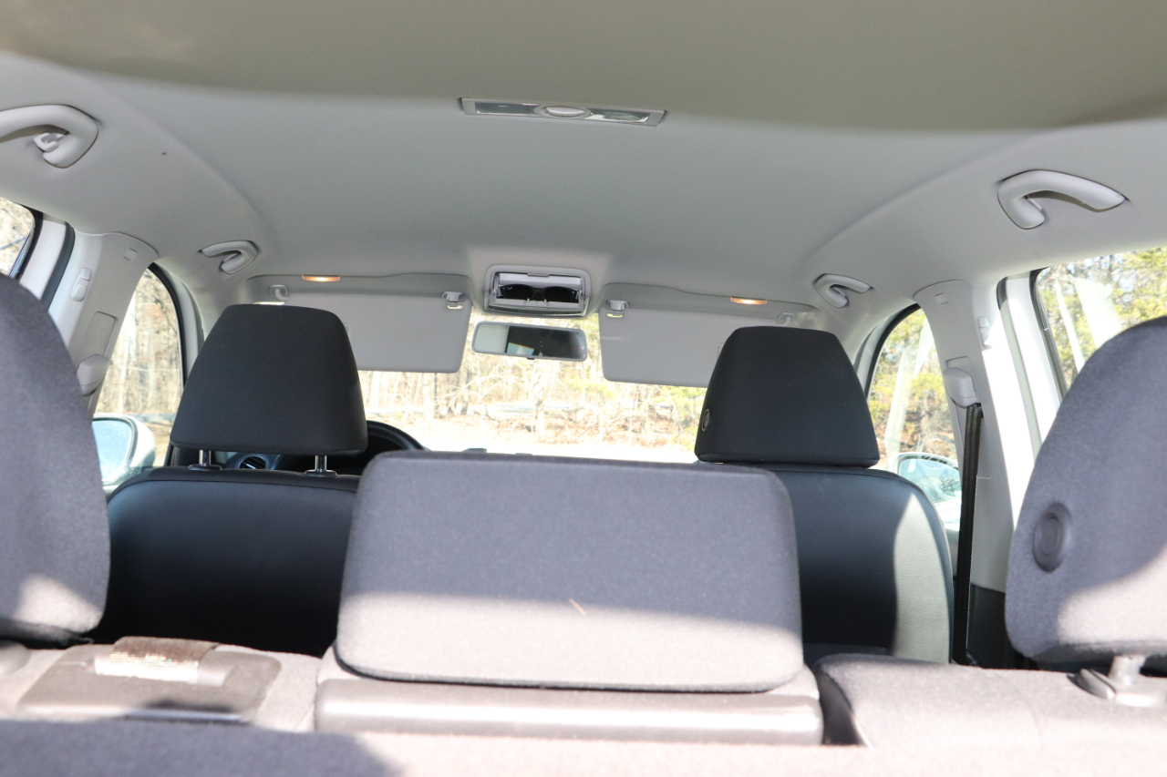 Volkswagen Tiguan S 2013