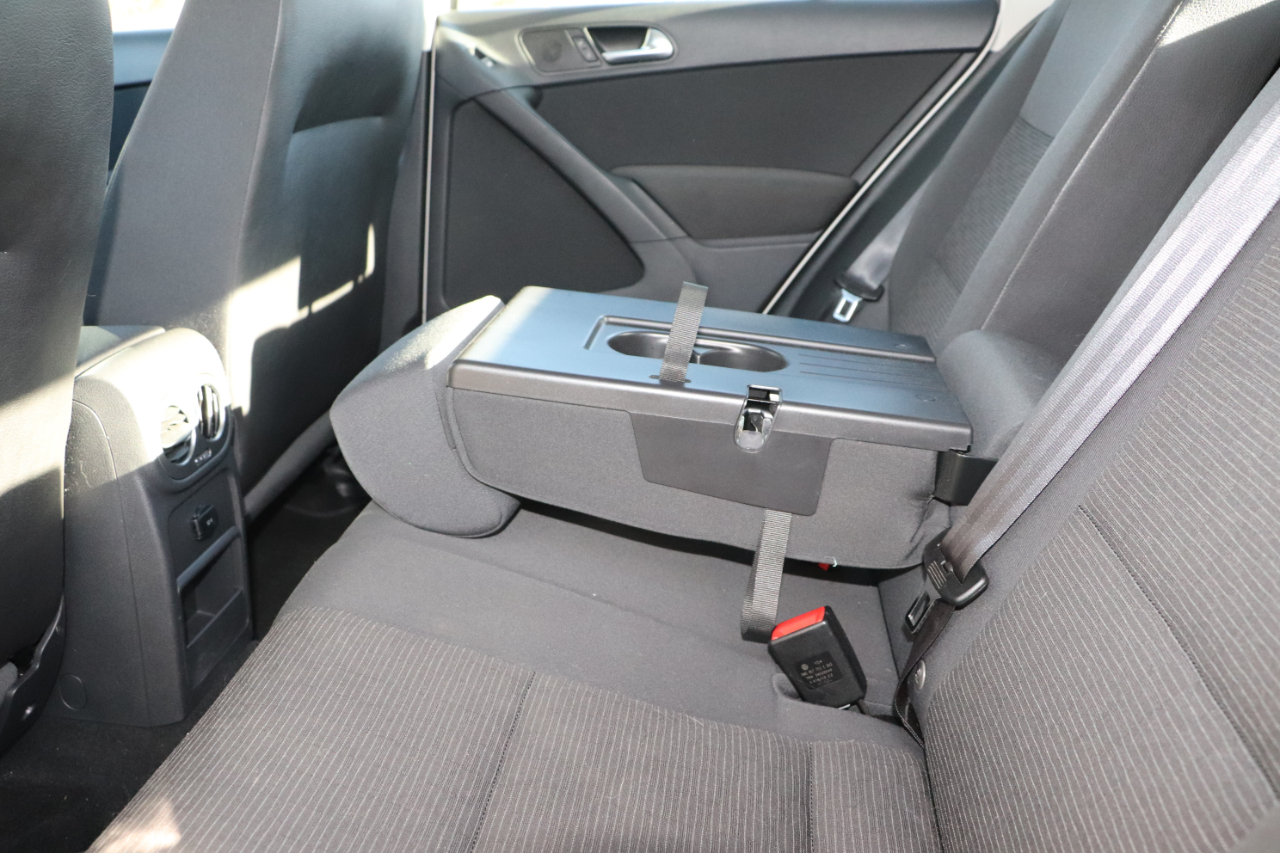 Volkswagen Tiguan S 2013